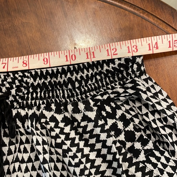 Cute little spring or summer pants size s with pockets - Picture 5 of 5